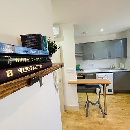 Lovely 2 Bedroom Serviced Apartment In London Bagian luar foto