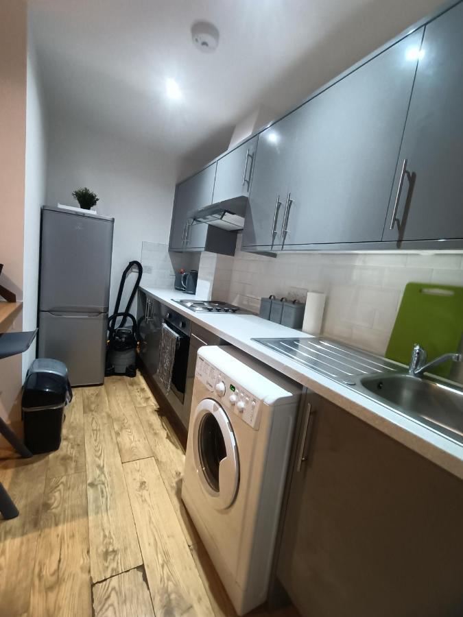 Lovely 2 Bedroom Serviced Apartment In London Bagian luar foto