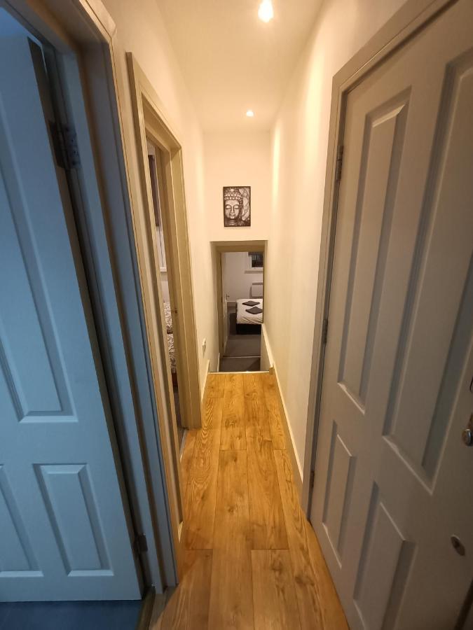 Lovely 2 Bedroom Serviced Apartment In London Bagian luar foto
